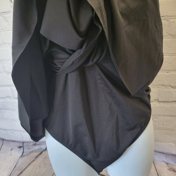 Anne Cole Plus Size Printed Surplice Swim Dress - Picture 6 of 8